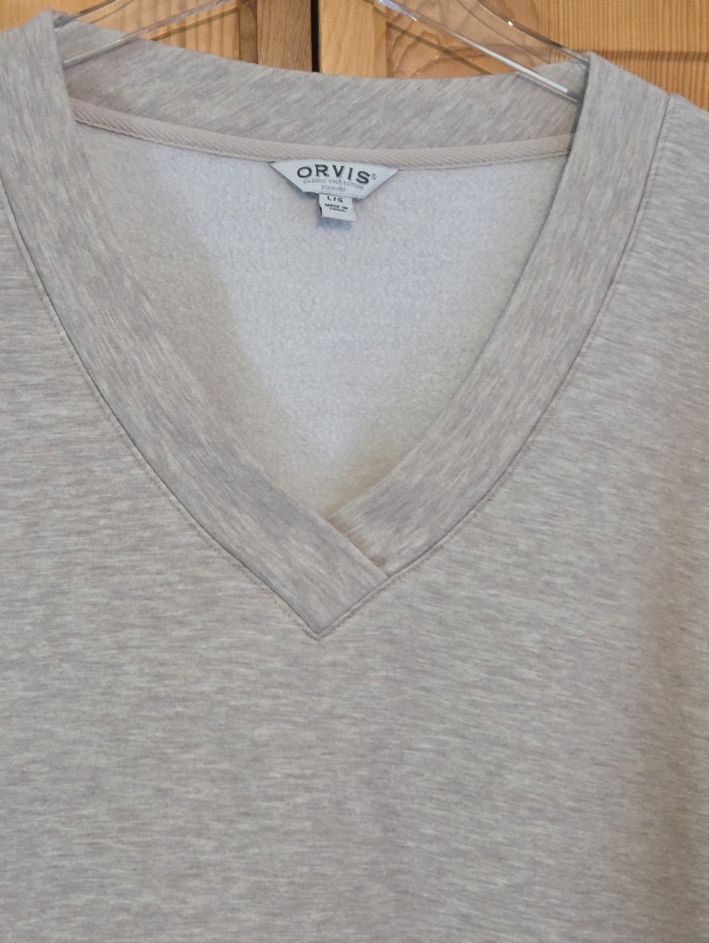 Orvis Women’s L V-neck Sweatshirt Modal Long Sleeve Airport Chic